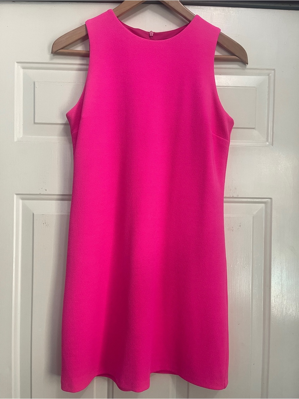 Aqua Sleeveless Shift Dress in Hot Pink